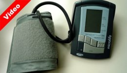 Modernes Blutdruckmessgerät
